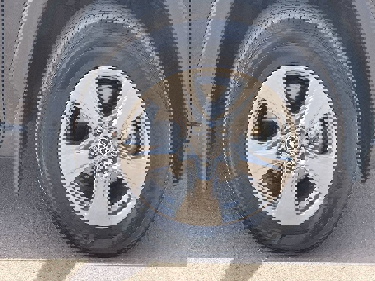 Used 2025 Toyota RAV4 LE image 9