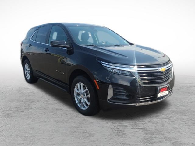 Used 2024 Chevrolet Equinox LT AWD/4WD image 3