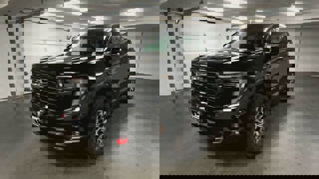 New 2026 GMC Acadia AT4 w/ LPO, Floor Liner Package image 4