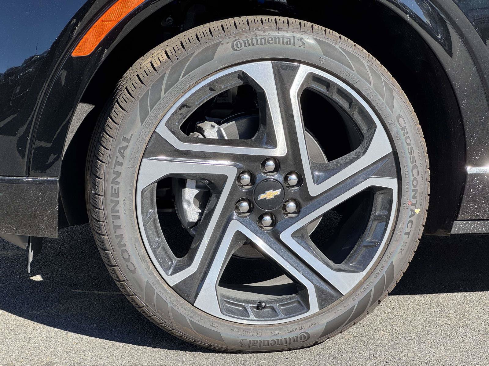 New 2026 Chevrolet Equinox EV LT w/ Convenience Package II AWD/4WD image 7