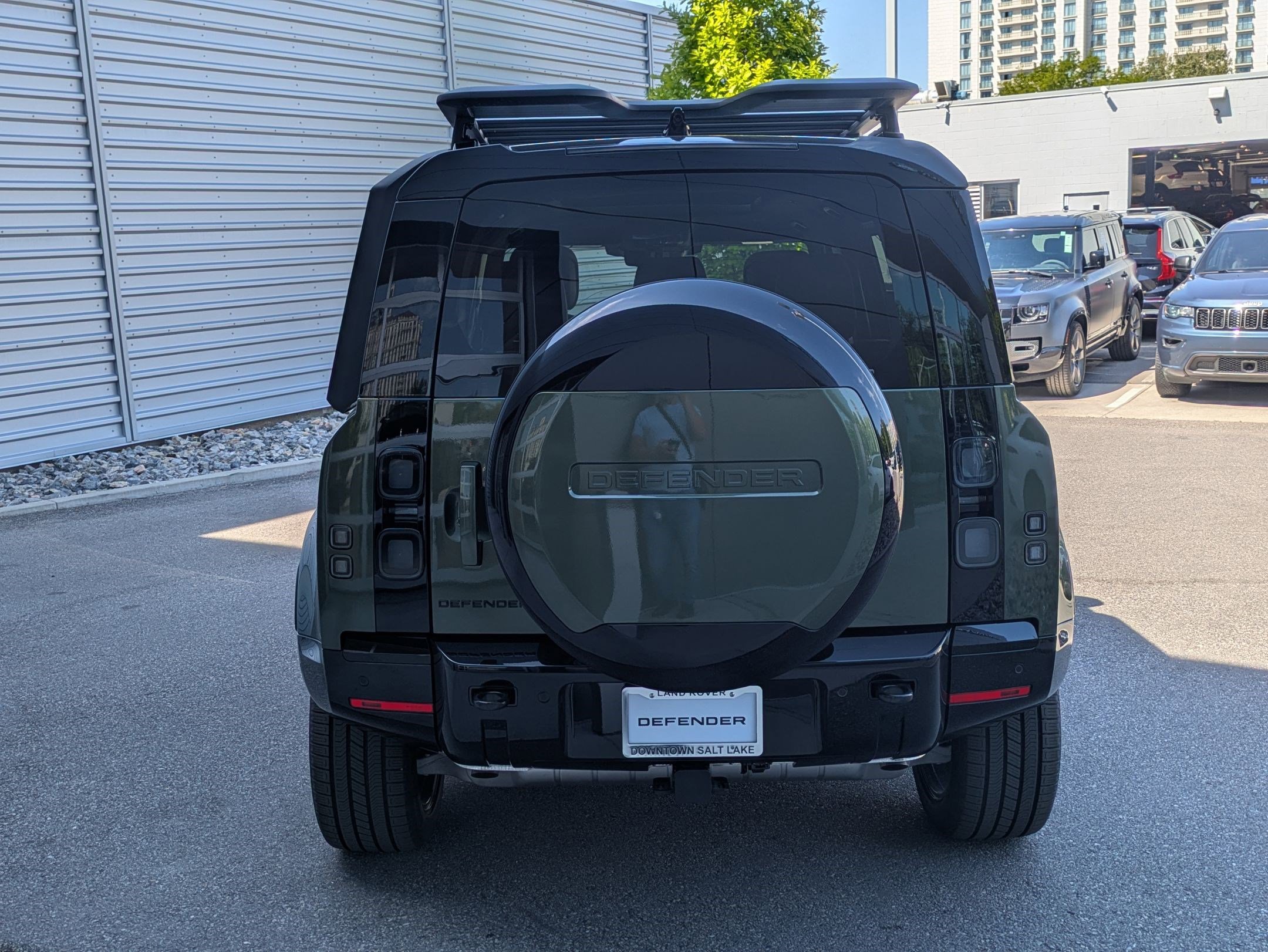 New 2026 Land Rover Defender 110 X-Dynamic SE AWD/4WD image 6