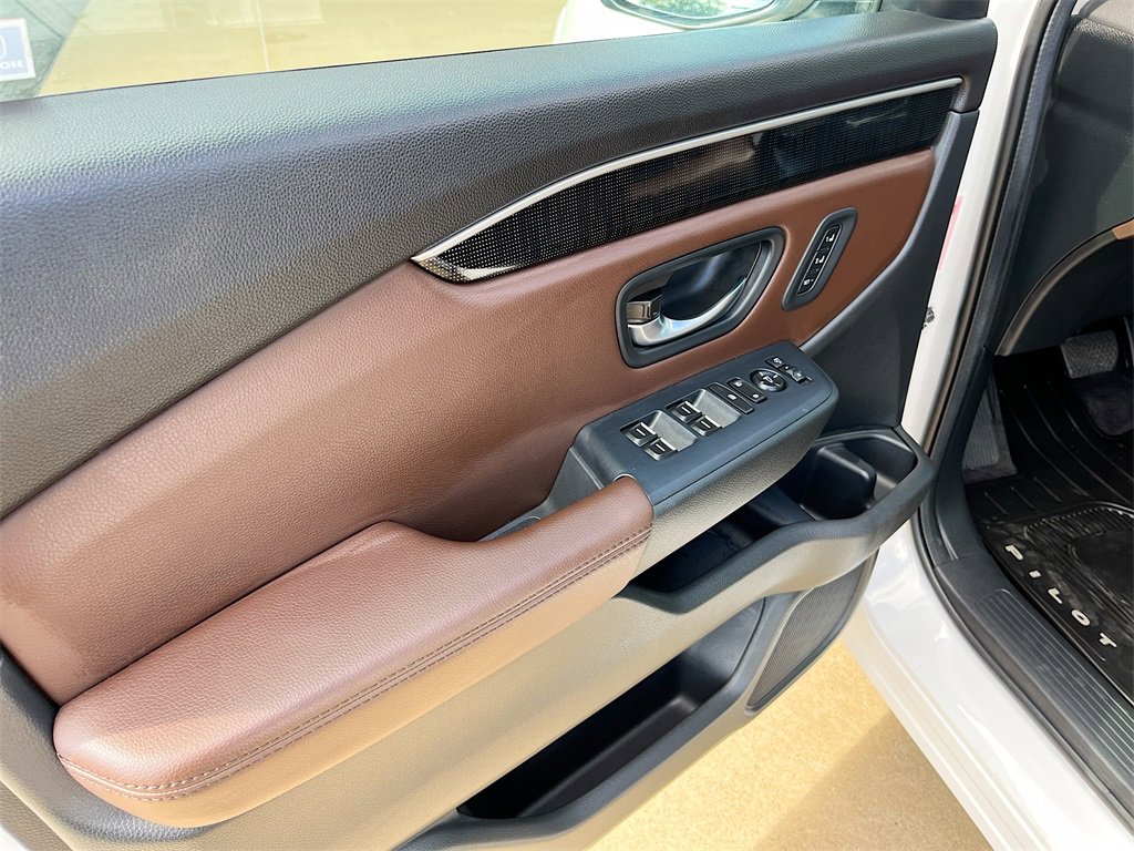 Used 2024 Honda Pilot Elite image 18