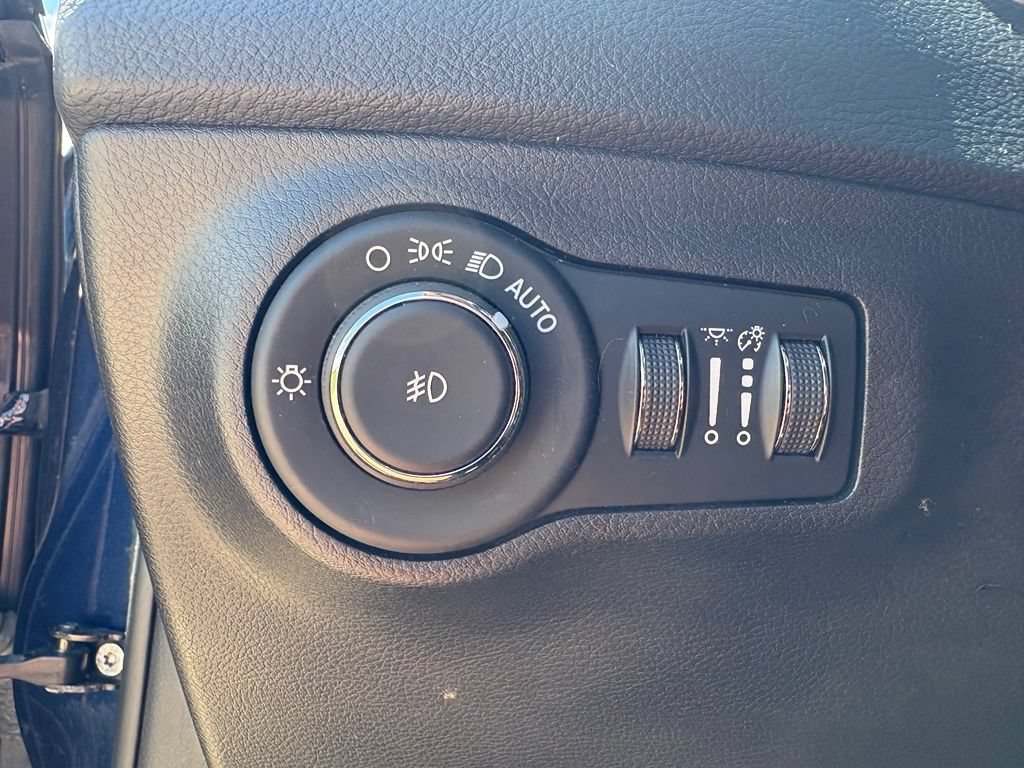Used 2019 Jeep Compass Limited AWD/4WD image 12