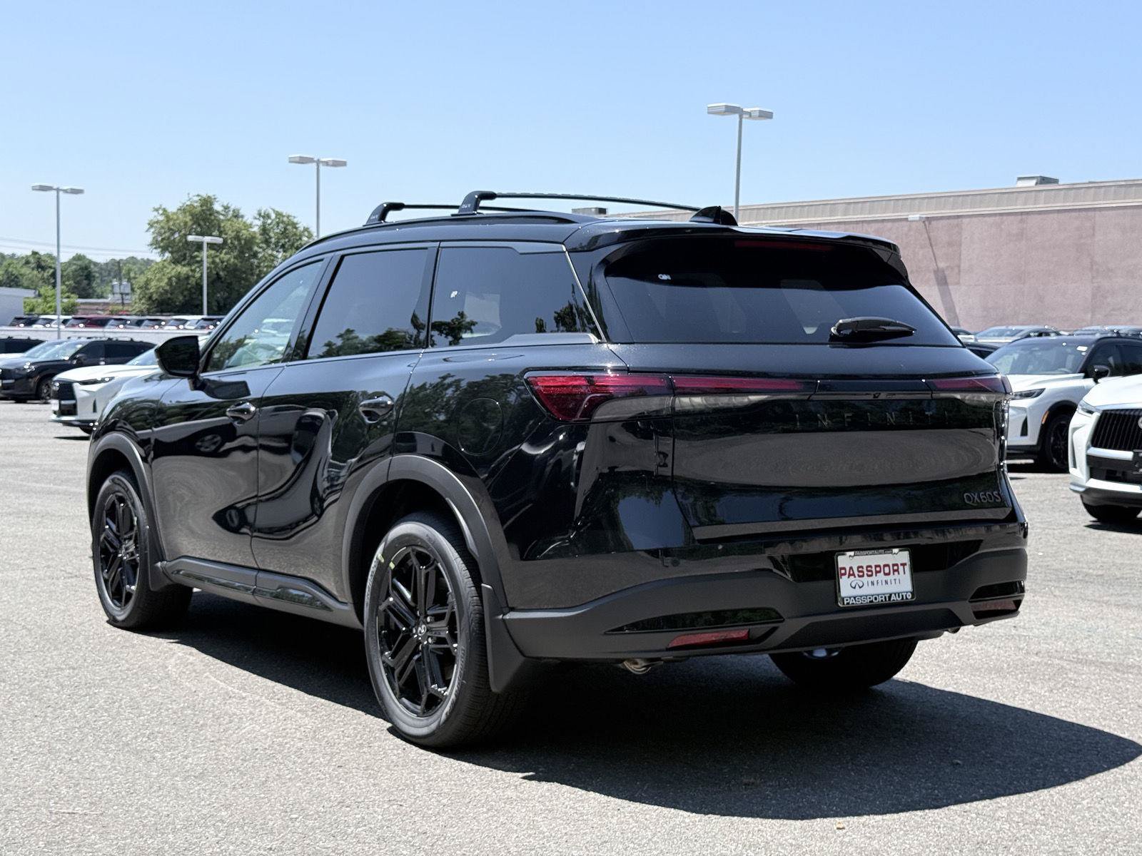 New 2027 INFINITI QX60 Sport w/ Dark Cargo Package AWD/4WD image 4