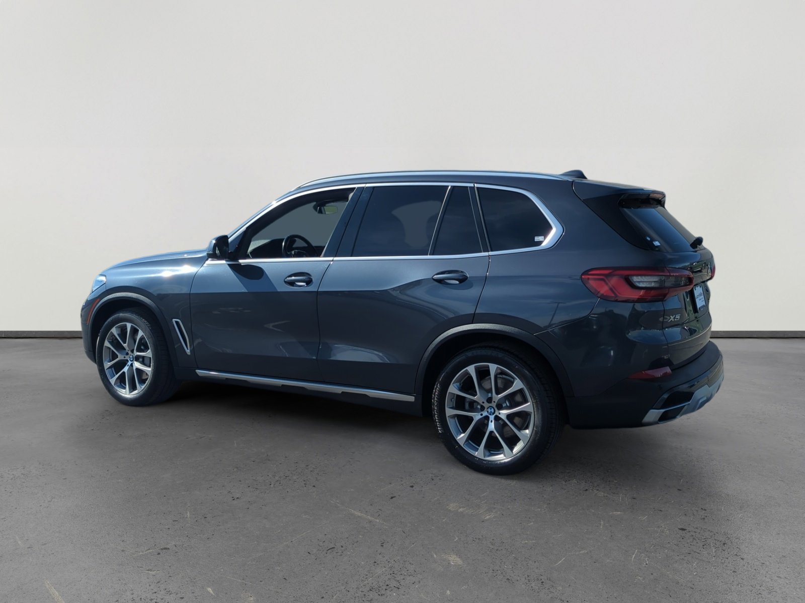 Used 2020 BMW X5 sDrive40i w/ Premium Package image 3