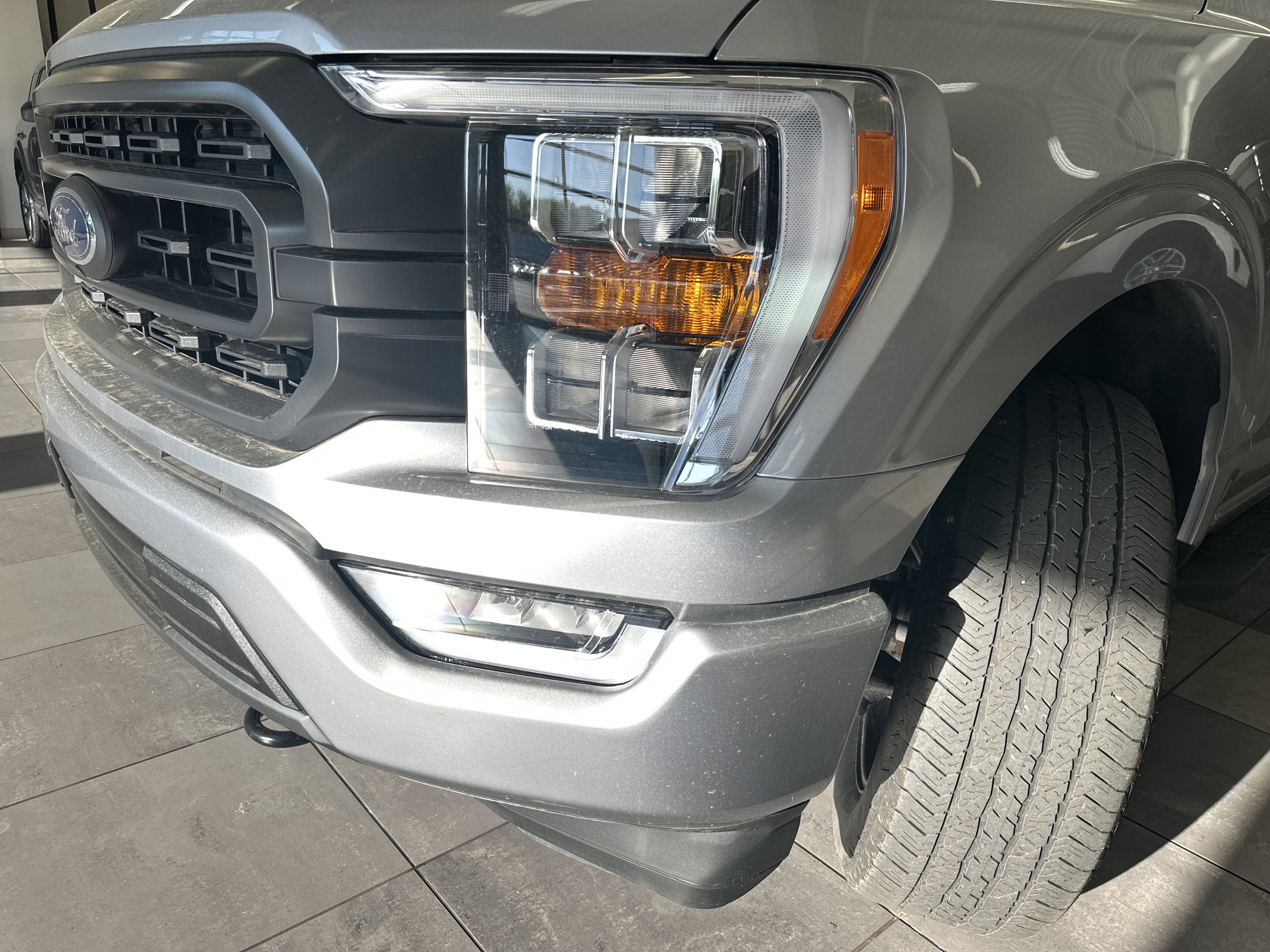 Used 2022 Ford F150 XLT w/ Equipment Group 302A High AWD/4WD image 17