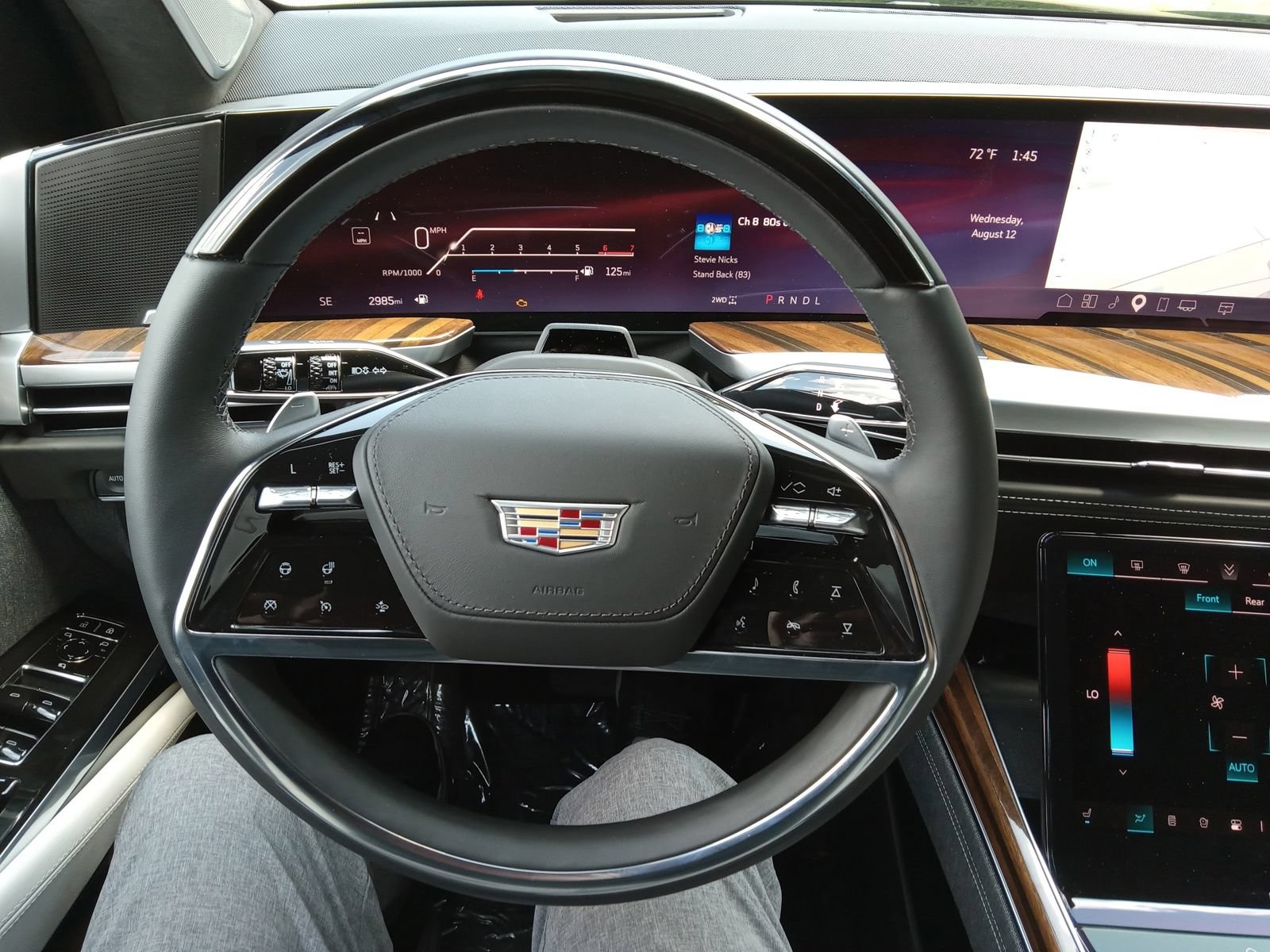 Used 2026 Cadillac Escalade Platinum Sport AWD/4WD image 13