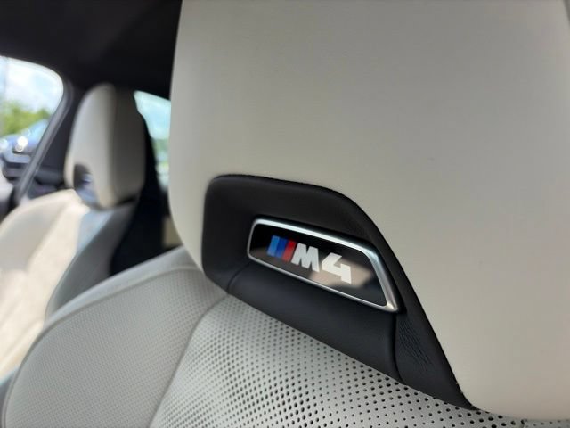 Used 2021 BMW M4 Competition w/ M Carbon Exterior Package RWD image 15