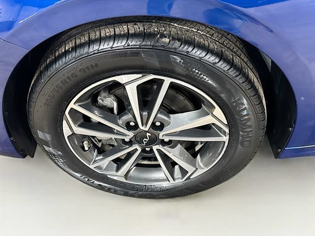 Used 2023 Kia Forte LXS w/ LXS Technology Package FWD image 21