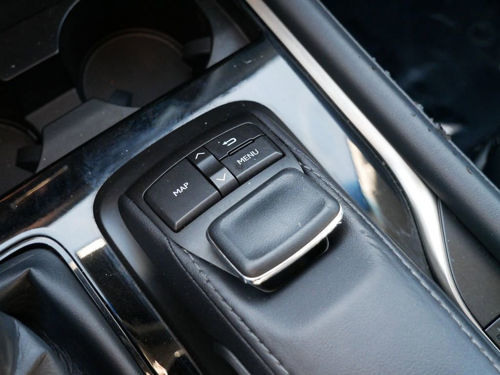 Used 2018 Lexus LX 570 4WD image 24