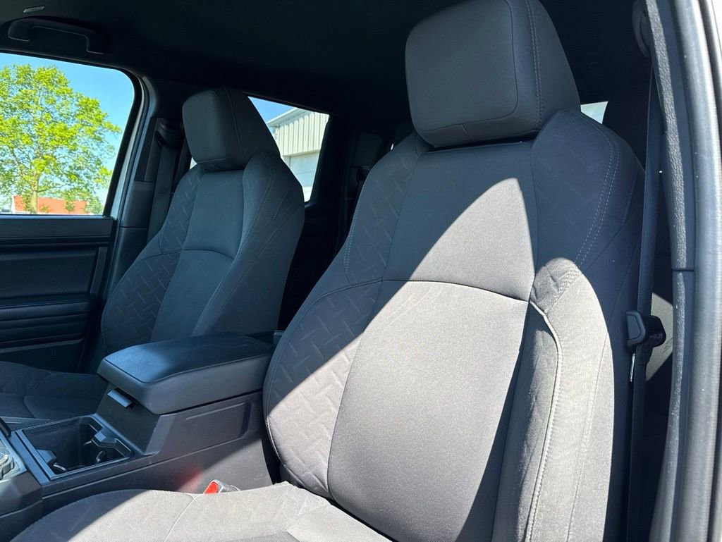 Used 2024 Toyota Tacoma SR AWD/4WD image 28