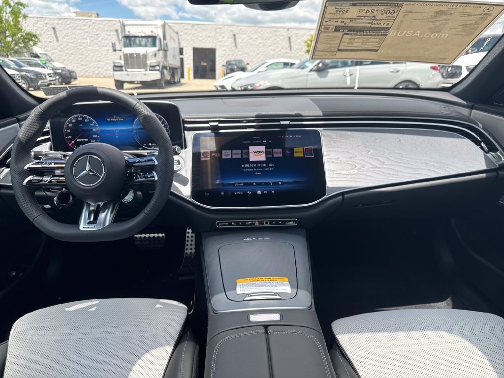 New 2026 Mercedes-Benz E 53 AMG e 4MATIC Sedan image 13