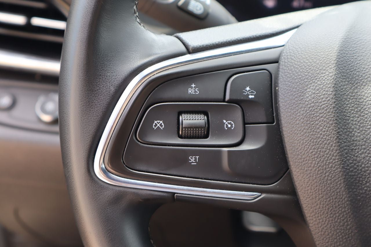 Used 2025 Buick Envista Sport Touring FWD image 12