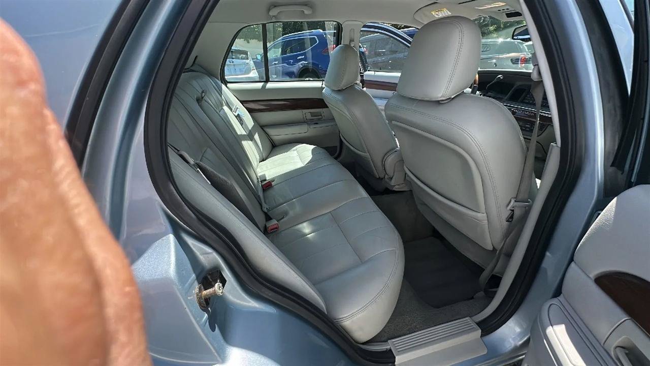 Used 2003 Mercury Grand Marquis LSE RWD image 27