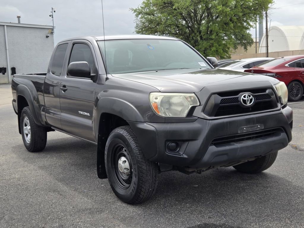 Used 2015 Toyota Tacoma PreRunner image 1