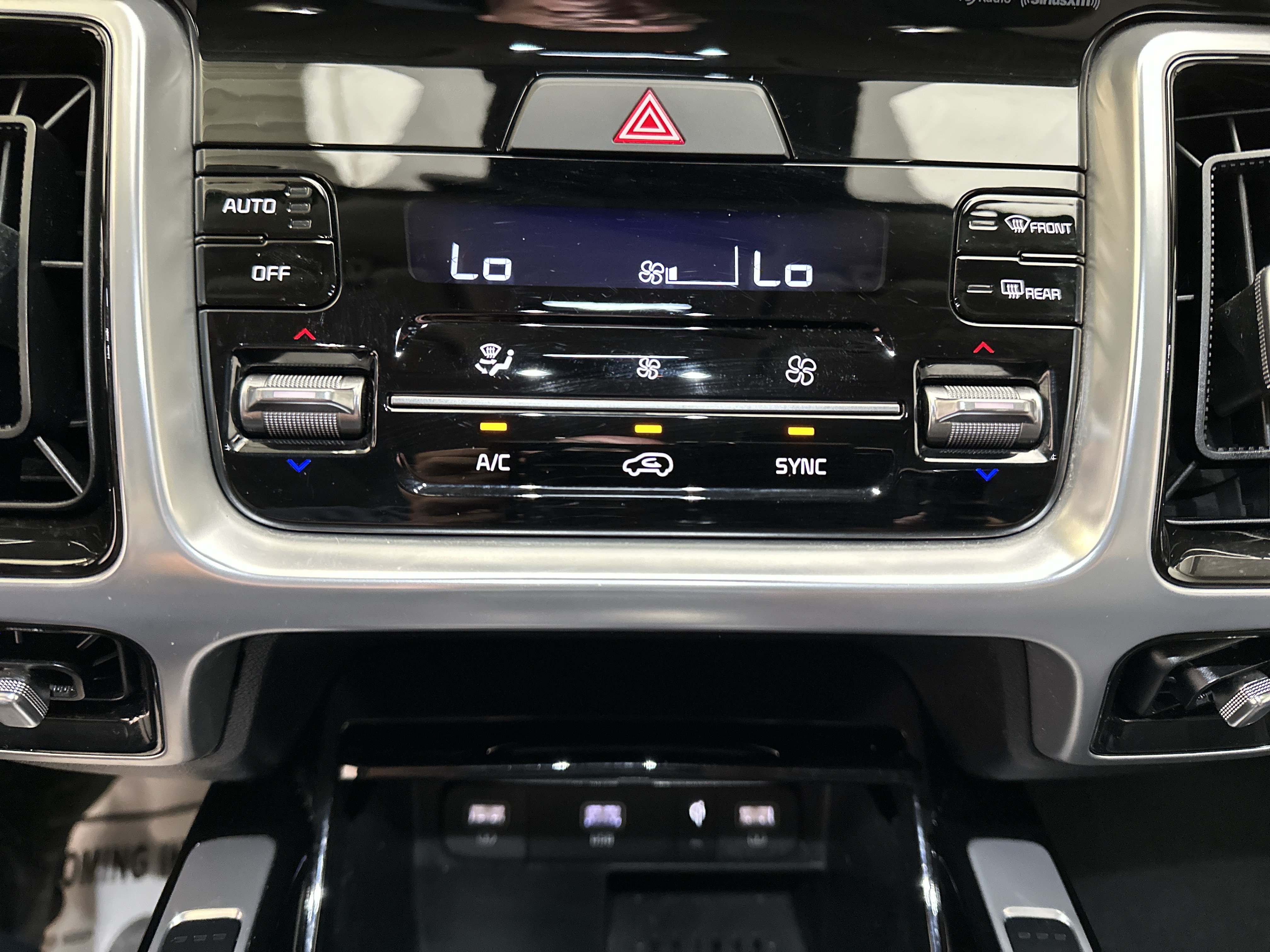 Used 2022 Kia Sorento SX FWD image 36