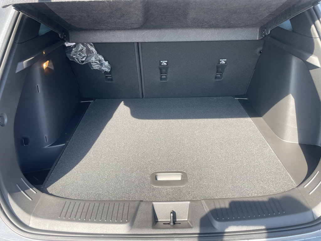 New 2026 Chevrolet Trax RS w/ Driver Confidence Package image 9