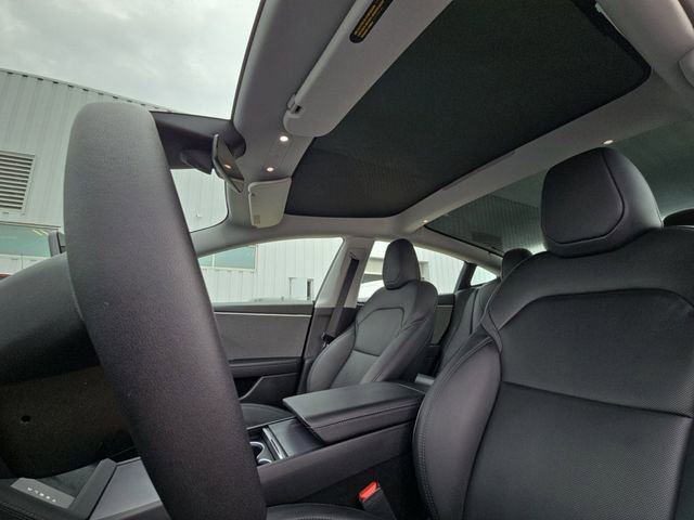 Used 2024 Tesla Model 3 Standard Range RWD image 7