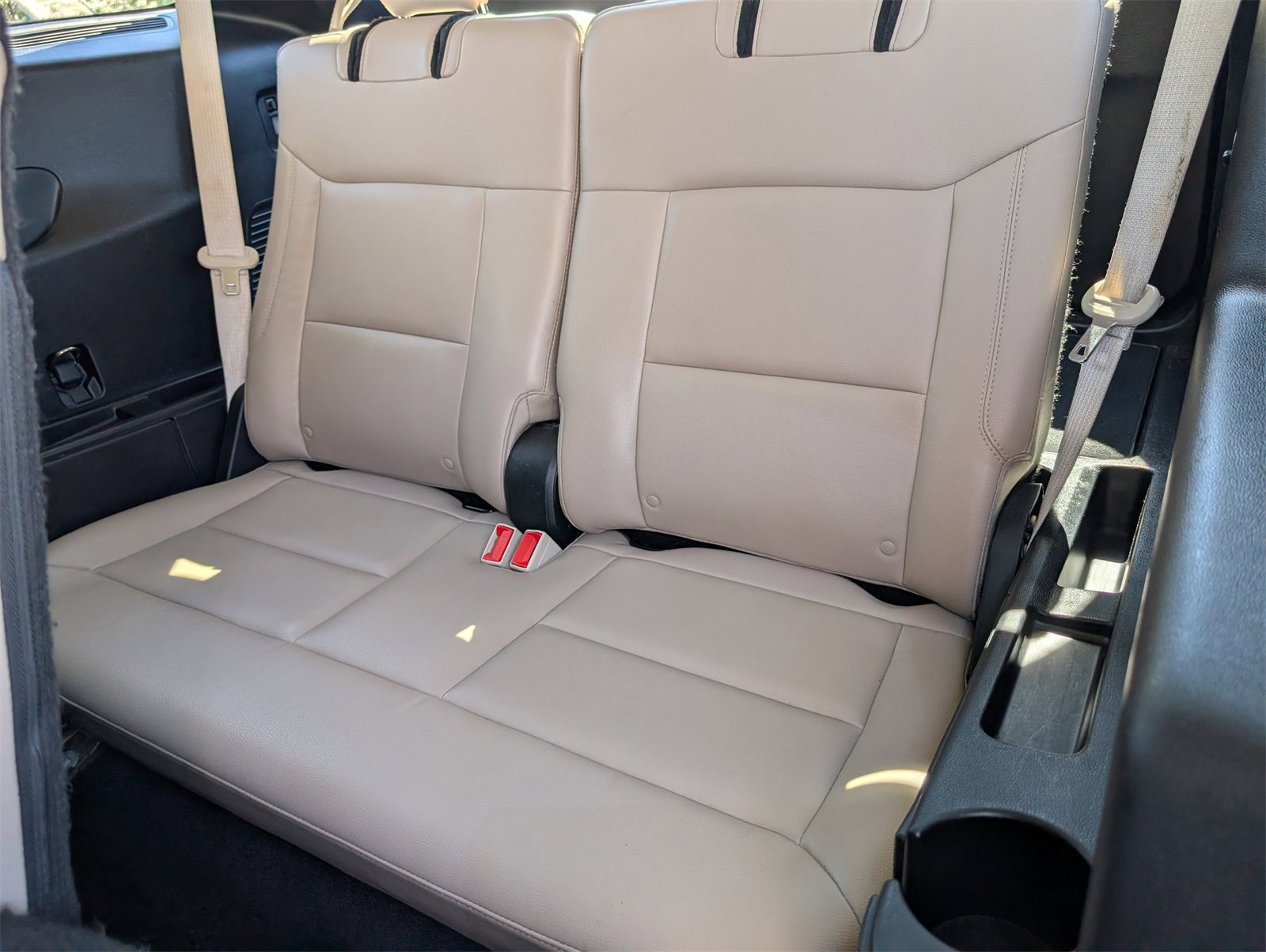 Used 2020 Ford Explorer XLT w/ Equipment Group 202A image 18