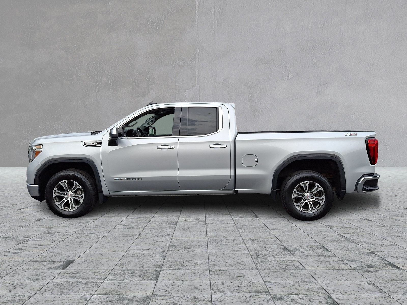 Certified 2020 GMC Sierra 1500 SLE w/ SLE Value Package AWD/4WD image 7