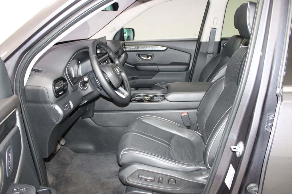 Used 2023 Honda Pilot Elite image 20