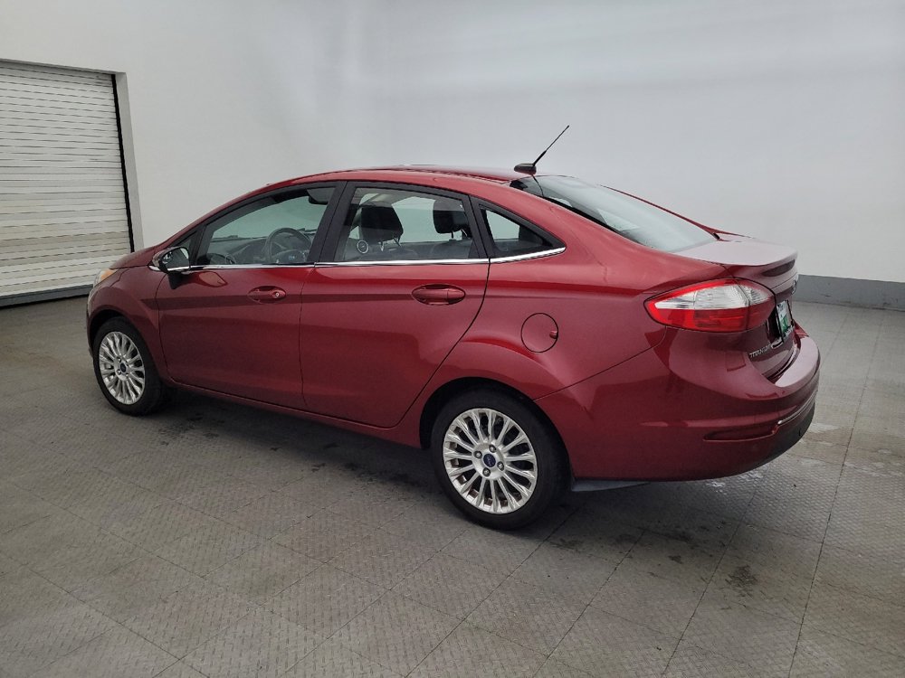 Used 2016 Ford Fiesta Titanium FWD image 3