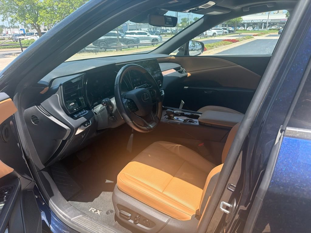 Certified 2025 Lexus RX 350 Premium w/ Accessory Package (Z1) FWD image 5