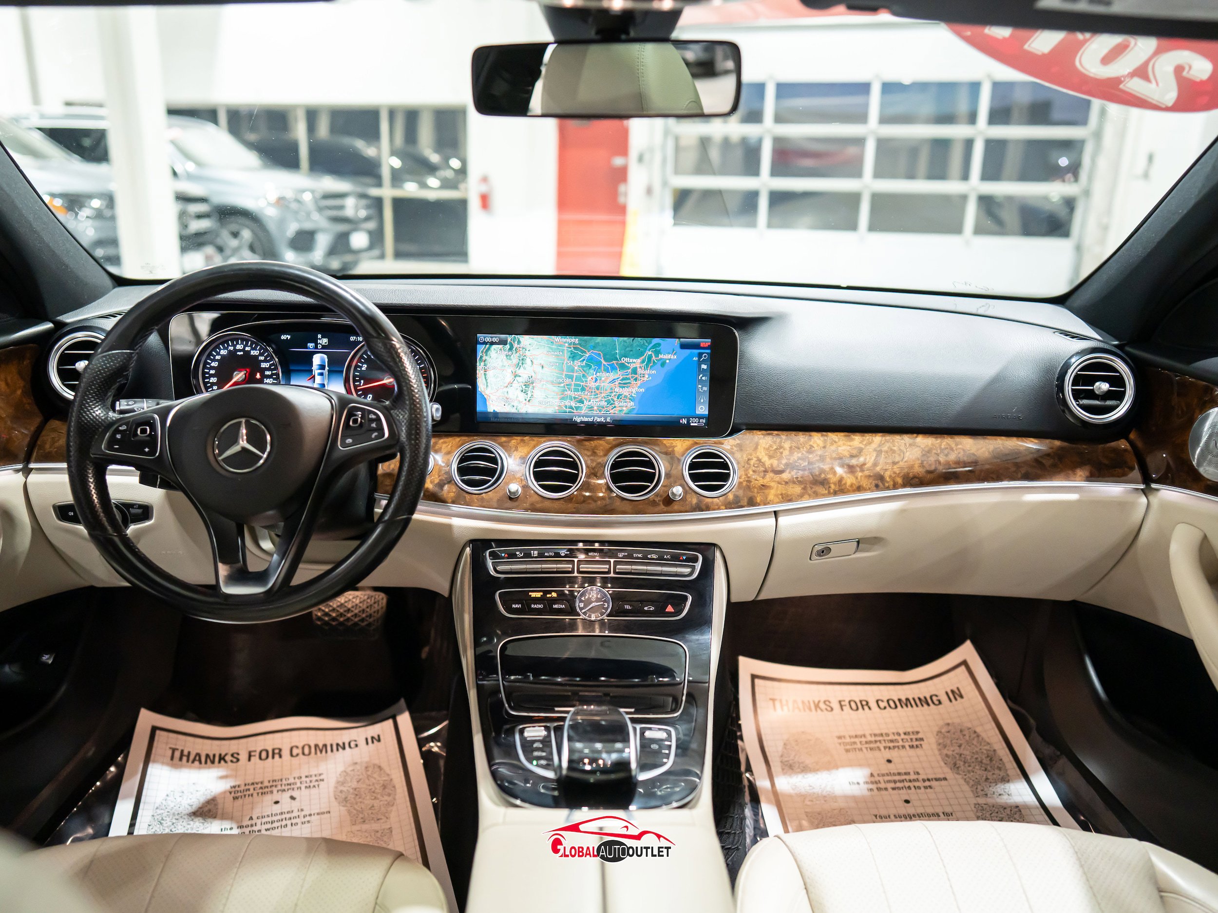 Used 2017 Mercedes-Benz E 300 4MATIC image 14
