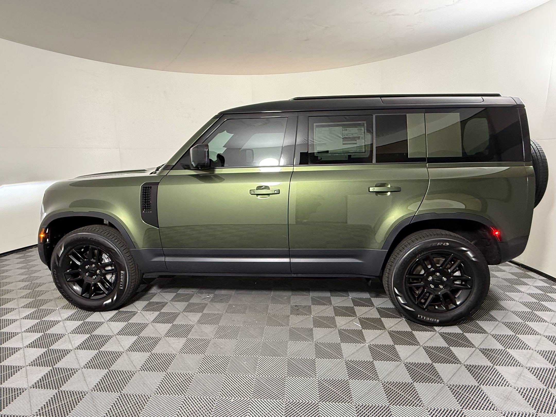 New 2026 Land Rover Defender 110 S AWD/4WD image 2