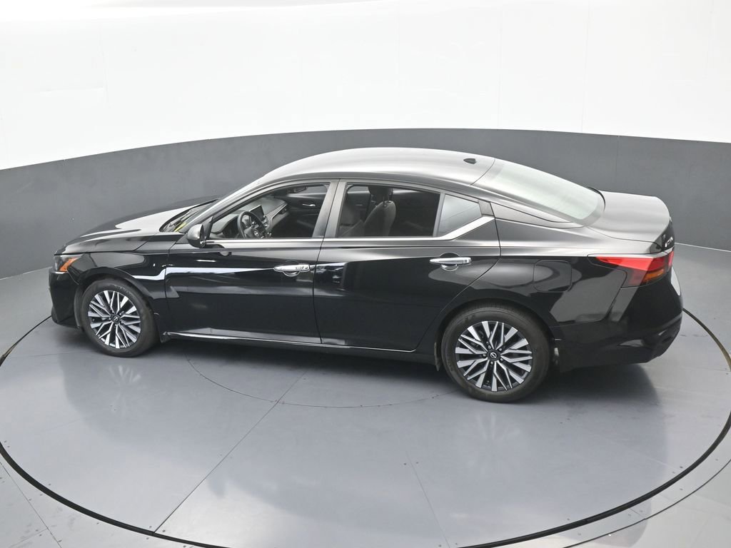 Used 2024 Nissan Altima 2.5 SV image 81