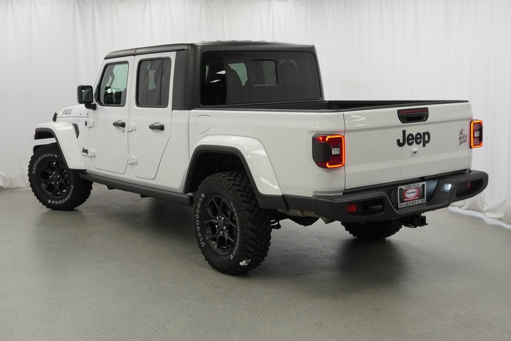 Certified 2024 Jeep Gladiator Sport image 14