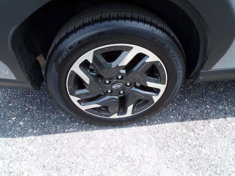 Certified 2025 Subaru Forester Limited image 22