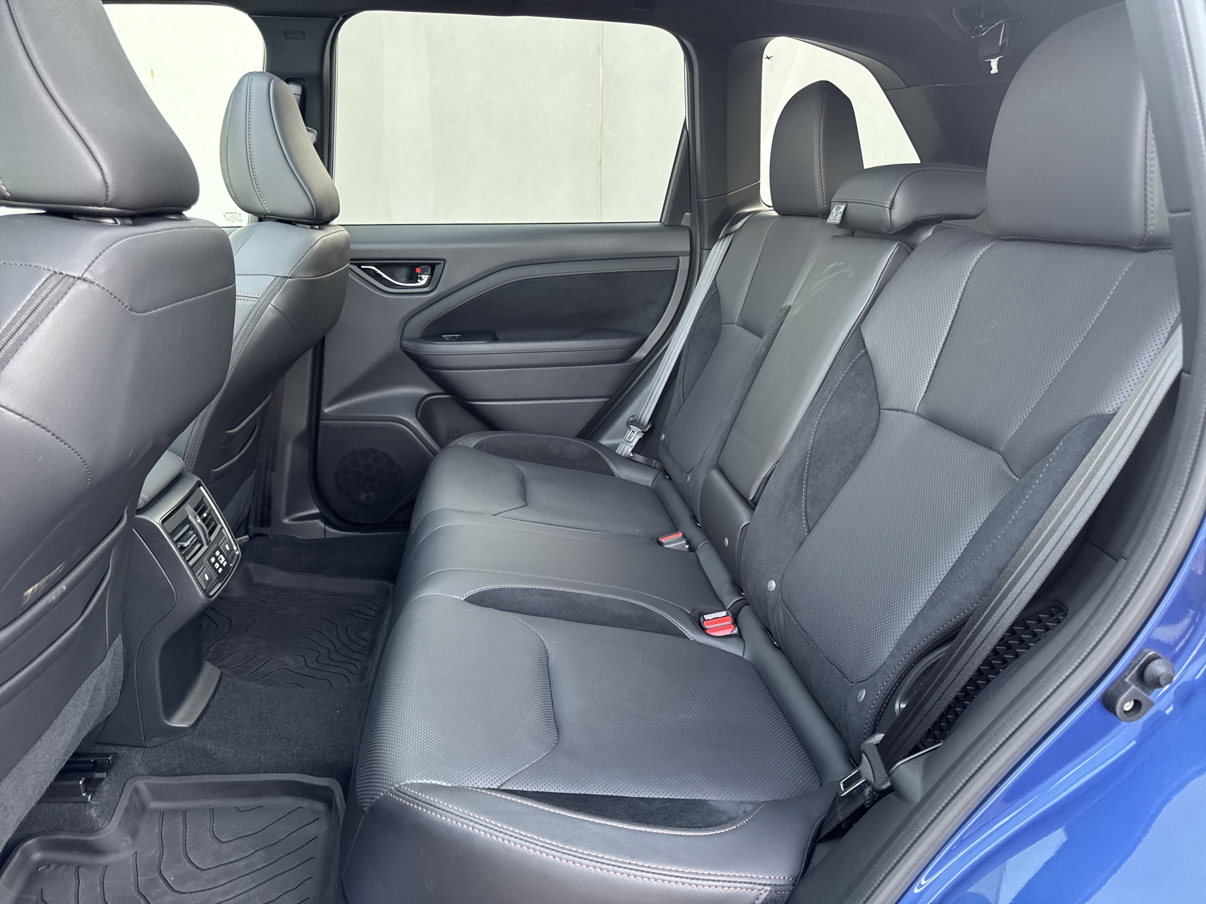 Certified 2025 Subaru Forester Touring w/ Touring Package AWD/4WD image 29