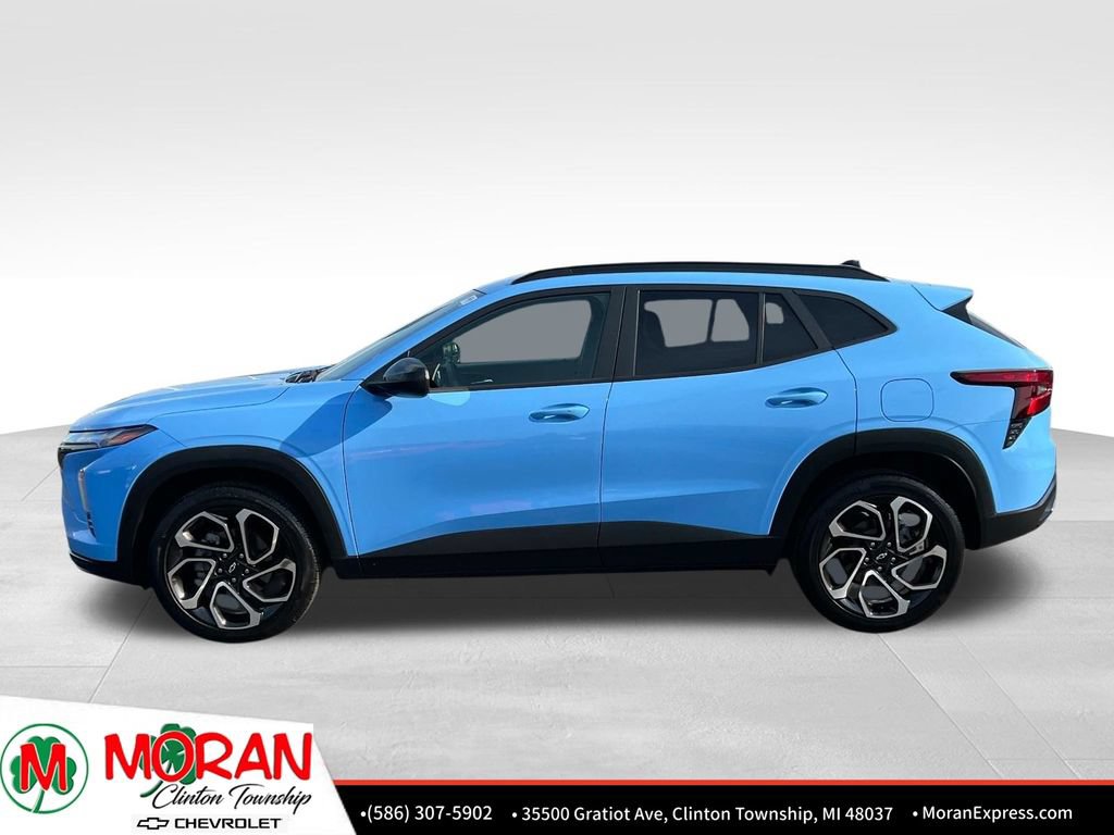Certified 2024 Chevrolet Trax RS w/ Sunroof Package FWD image 3