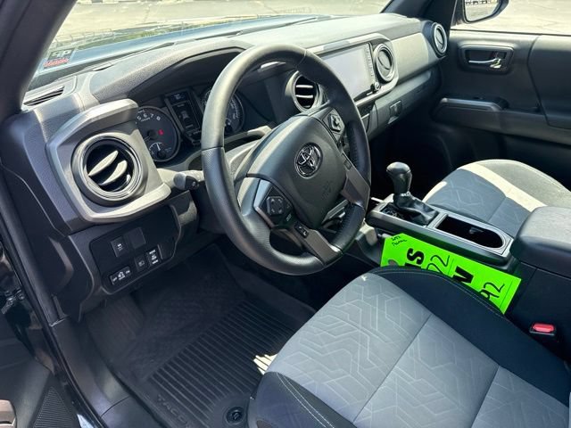 Used 2022 Toyota Tacoma TRD Off-Road w/ Technology Package RWD image 24