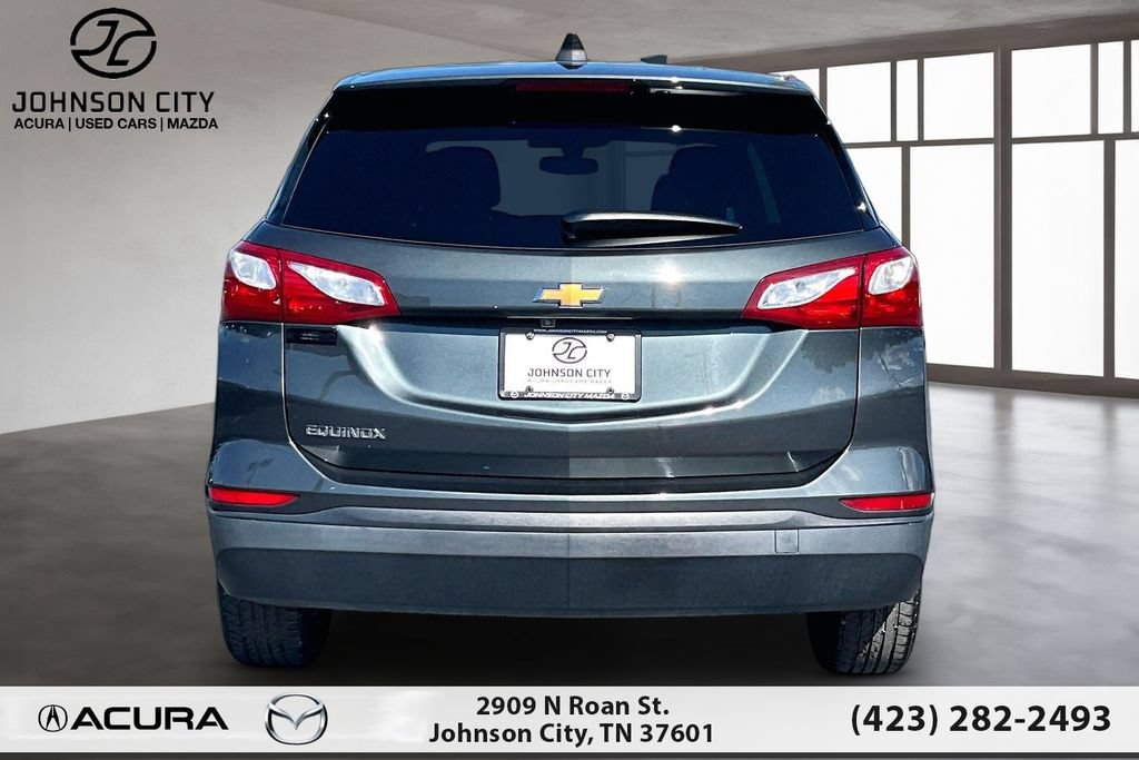 Used 2019 Chevrolet Equinox LS w/ LS Convenience Package FWD image 4