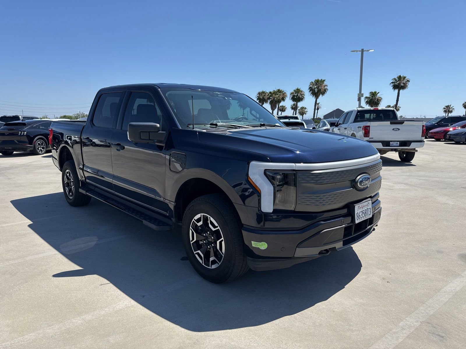 Used 2023 Ford F150 Lightning XLT AWD/4WD image 4