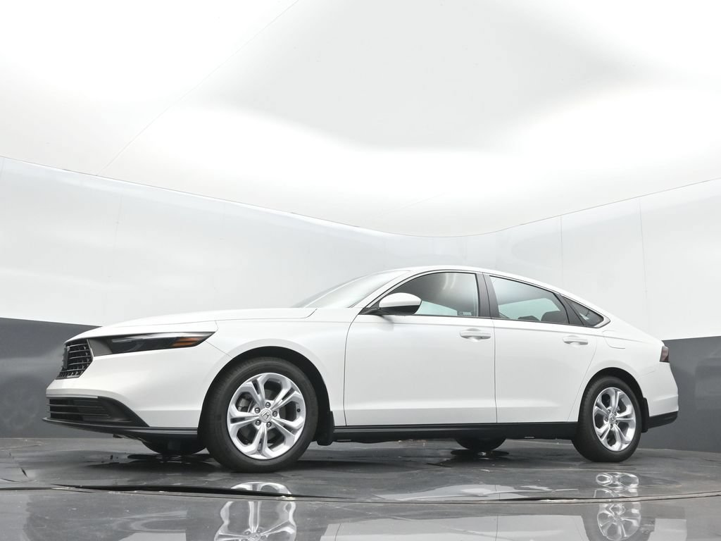 New 2025 Honda Accord LX image 13