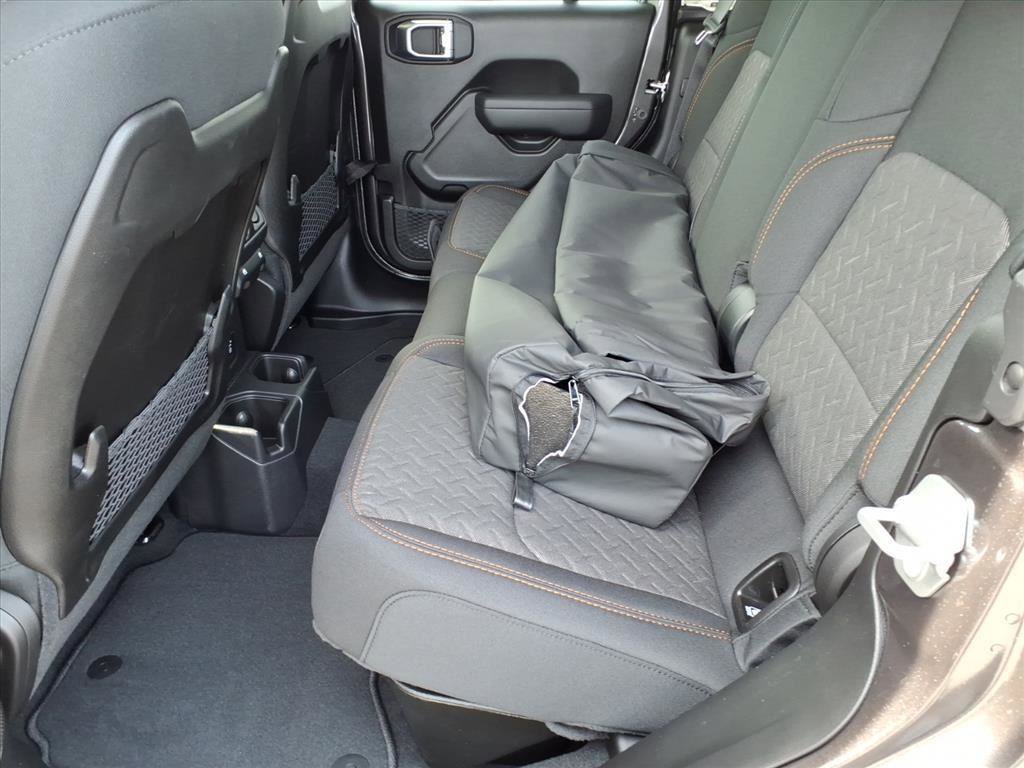 New 2026 Jeep Gladiator Mojave image 5