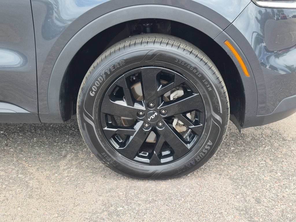 Certified 2023 Kia Sorento S AWD/4WD image 18