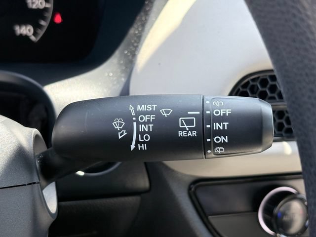 Used 2023 Honda HR-V LX image 15