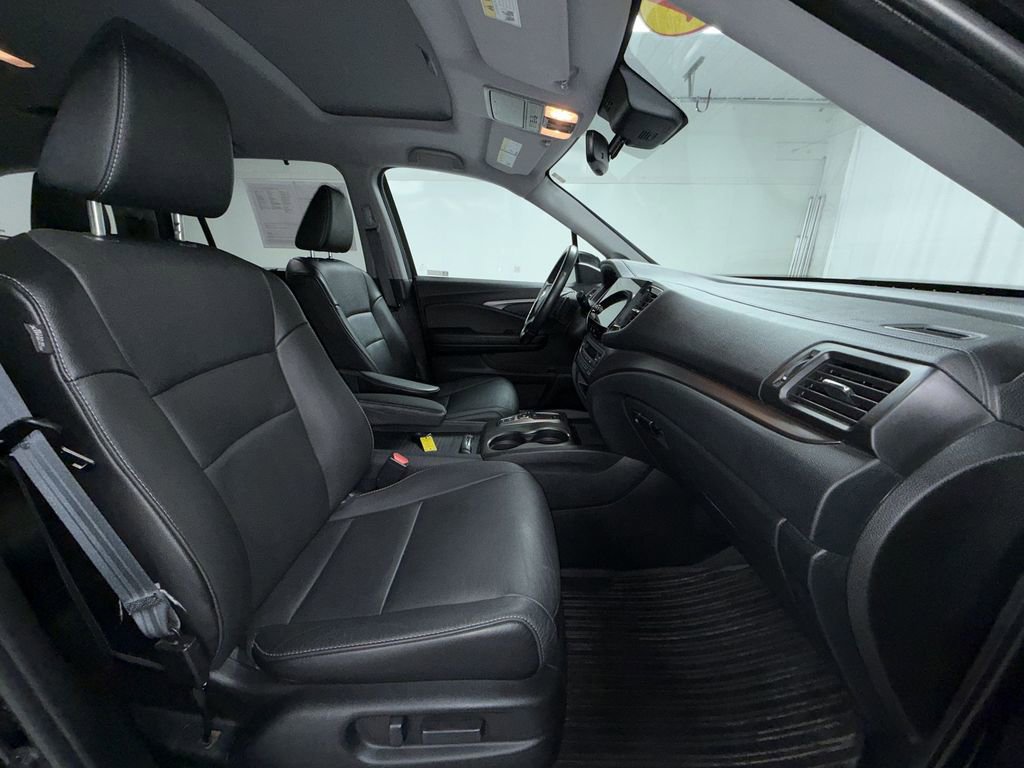 Used 2021 Honda Pilot Special Edition image 13