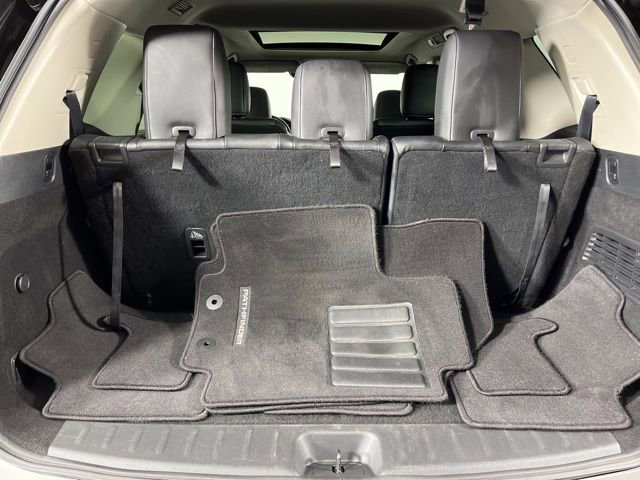 Used 2022 Nissan Pathfinder SL w/ SL Premium Package image 52