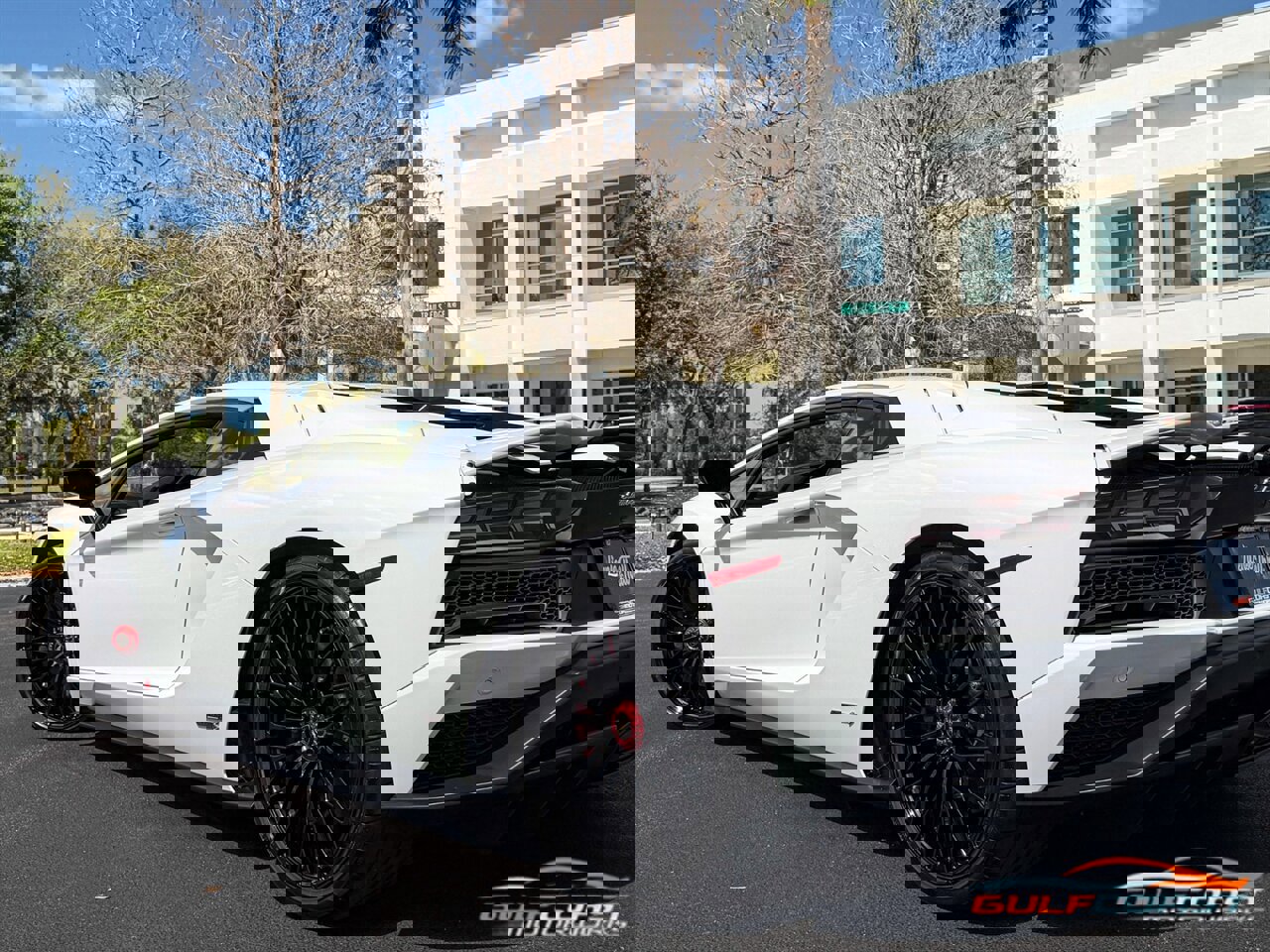 Used 2017 Lamborghini Aventador S image 58