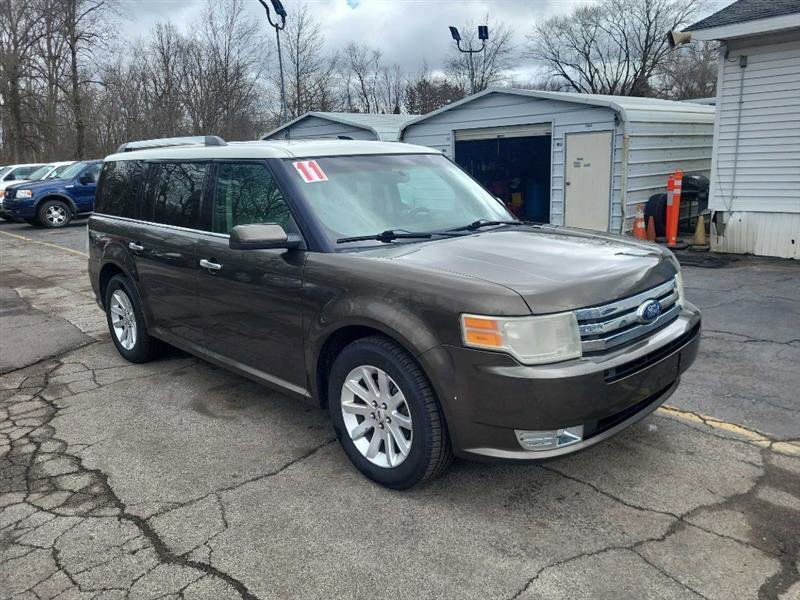 Used 2011 Ford Flex SEL w/ Rapid Spec Order Code FWD image 1