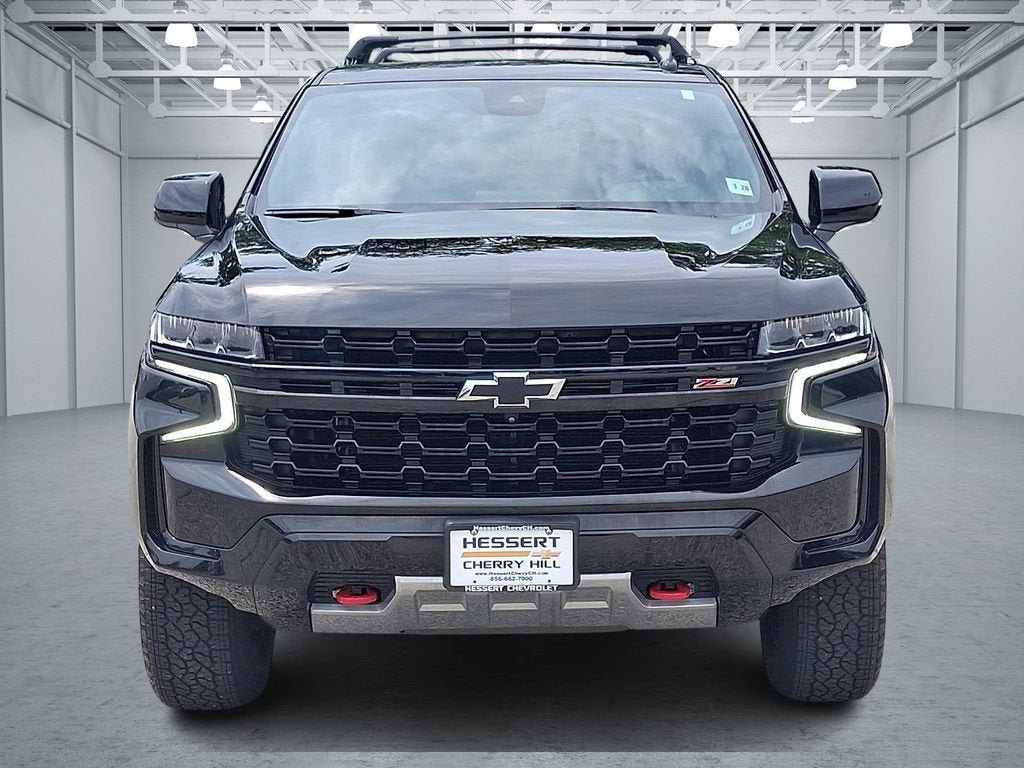 Certified 2023 Chevrolet Tahoe Z71 w/ Luxury Package AWD/4WD image 3