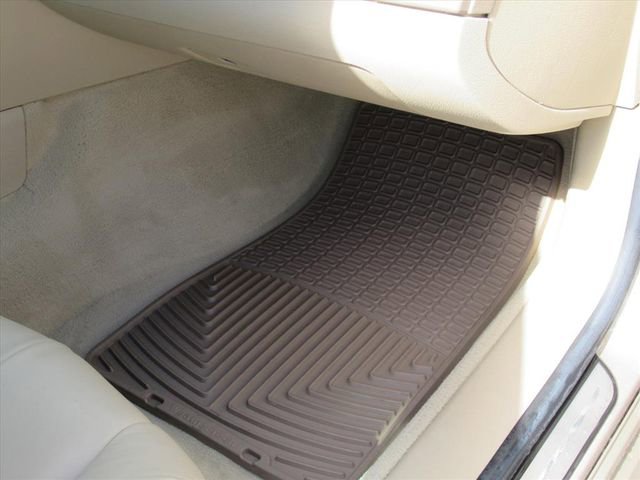 Used 2006 Cadillac STS w/ Preferred Equipment Group RWD image 27