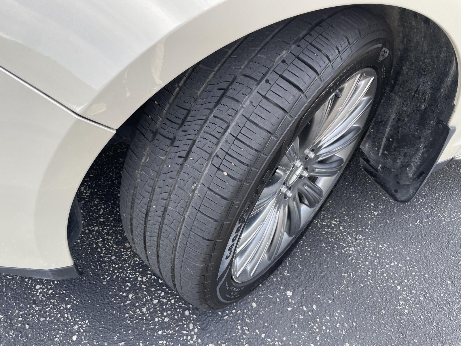 Used 2016 Lincoln MKS AWD w/ Equipment Group 101A image 11