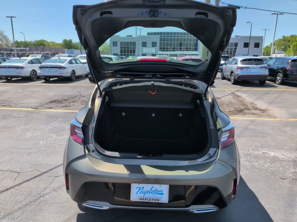 Used 2020 Toyota Corolla SE FWD image 15