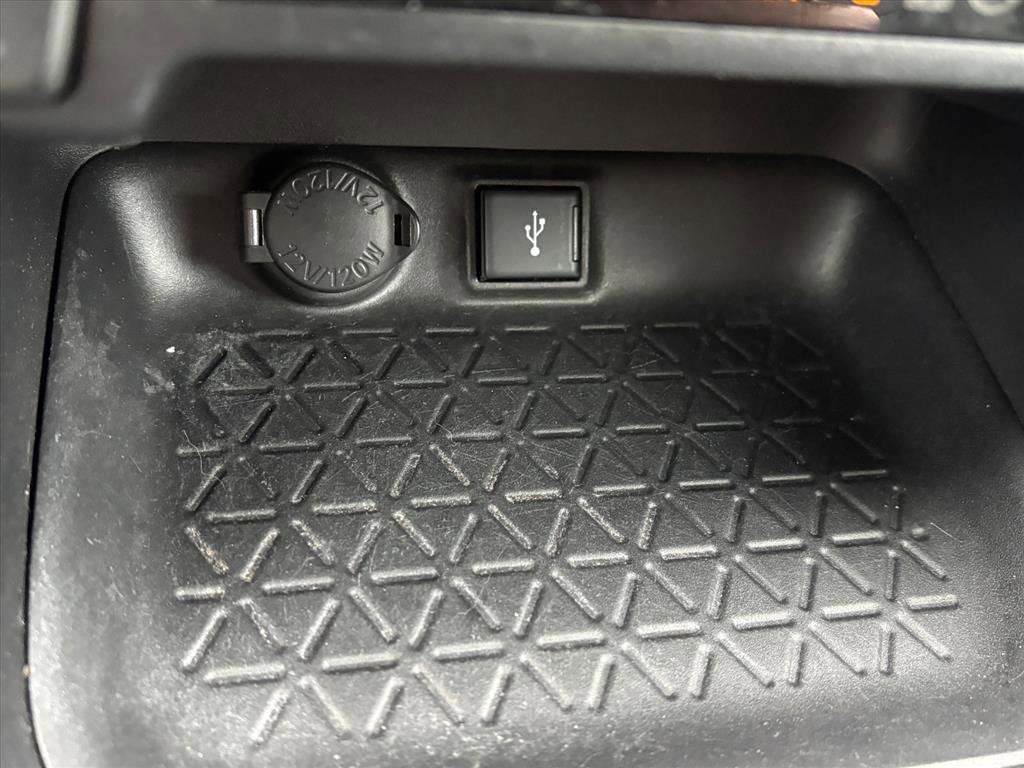 Used 2021 Toyota RAV4 XLE image 24